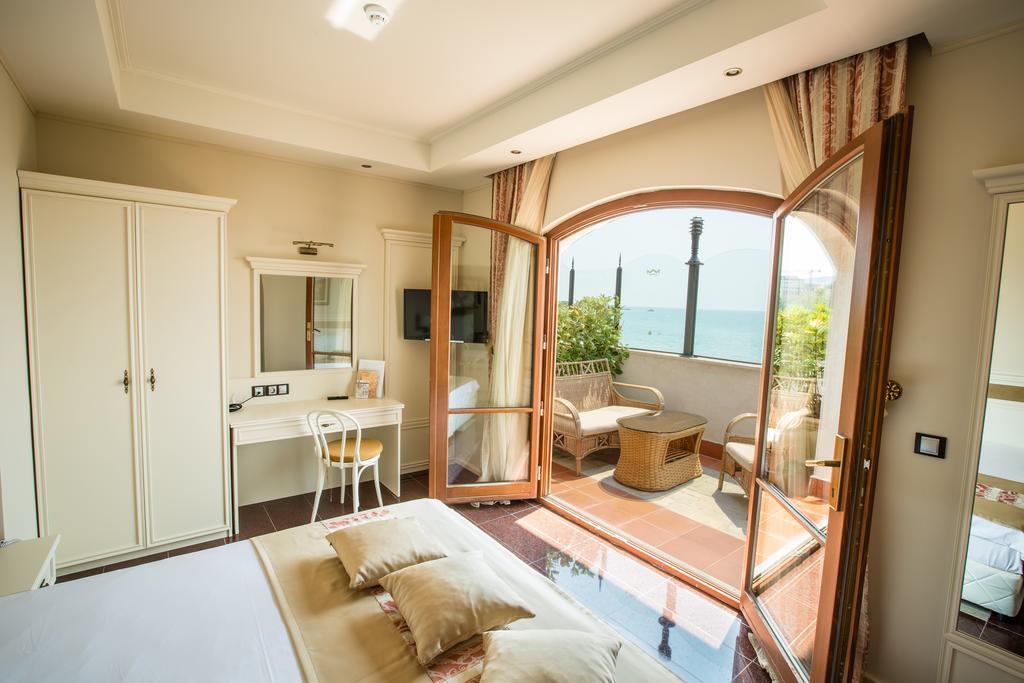 Helena Vip Villas And Suites Sunny Beach Exterior foto